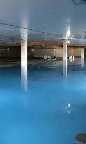 Revestimento autonivelante em epóxi Revestimento autonivelante em epóxi